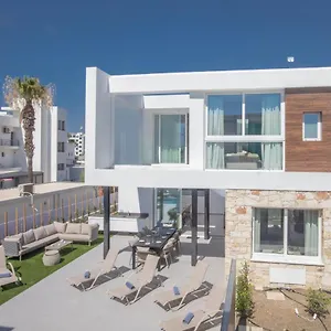 Villa Kube Luxury, Ayia Napa